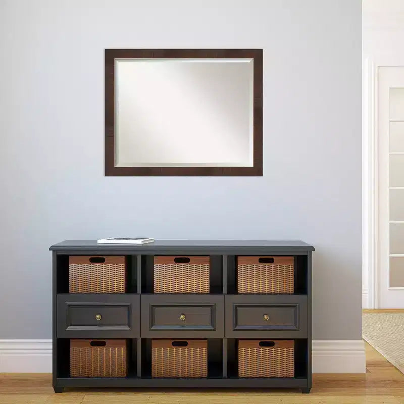 Miroir mural étroit encadré Wildwood marron 31 po x 25 po - Amanti Art