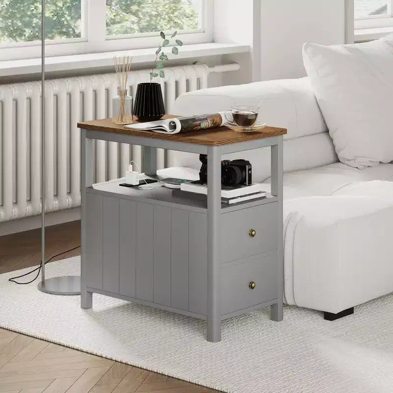 Table d'appoint avec station de recharge et ports USB, Table de chevet étroite avec tiroirs, Étagère pour salon