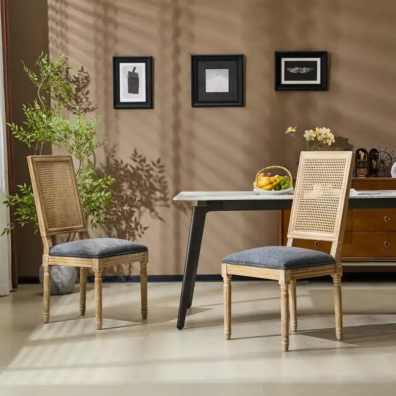 Lot de 2 chaises de salle à manger style campagne française avec dossier en rotin et assise rembourrée, chaises sans accoudoir en bois massif pour salle à manger ou cuisine-Panipeachy