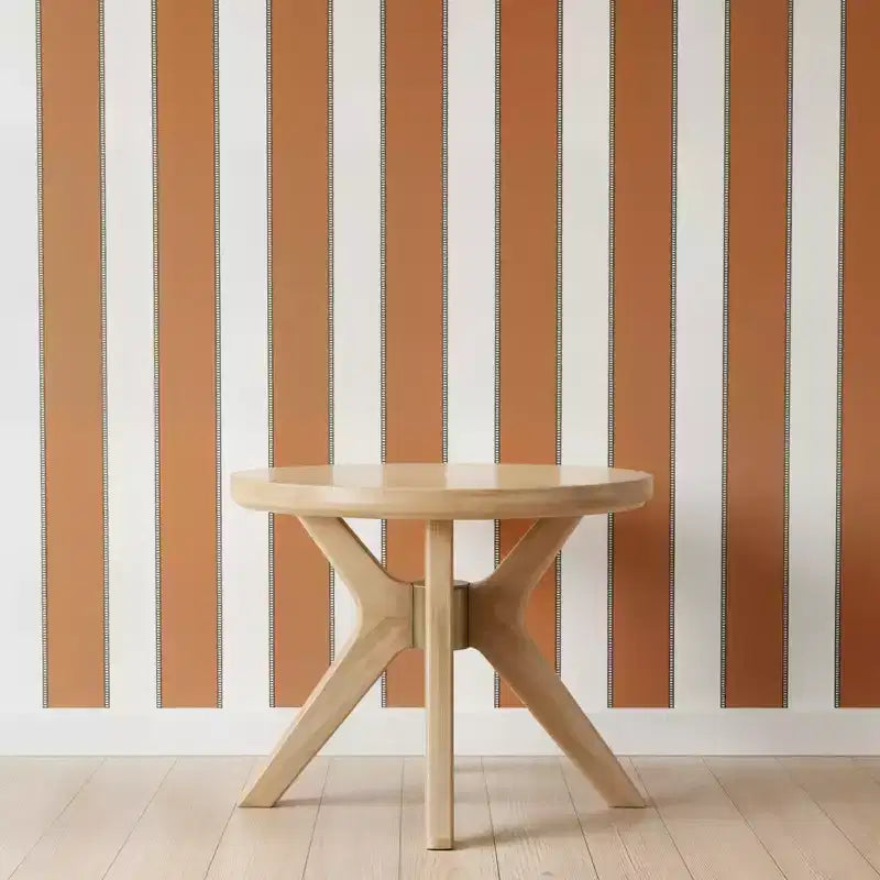 Table d'appoint ronde avec pieds croisés (24 po x 24 po / 610 mm x 610 mm)