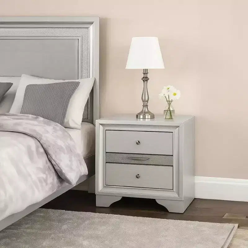 Table de chevet Royal Hampton en bois massif avec tiroirs à bijoux, blanc