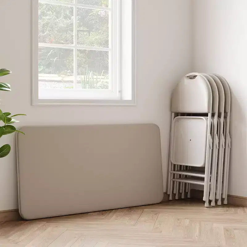 Table Pliante de 120 cm avec Plateau en Cuir PU Rembourré, Pieds en Métal Robuste, Conception Pliable et Support d'Étagère, Aucun Assemblage Requis